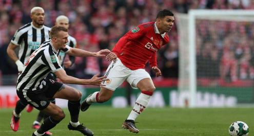 مانشستر يونايتد يهزم نيوكاسل في نهائي كأس كاراباو.. ويحصد أول ألقابه منذ 2017